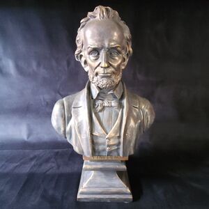 Vintage Bronze Resin Bust Of President Abraham Lincoln Tall Statue Sculpture